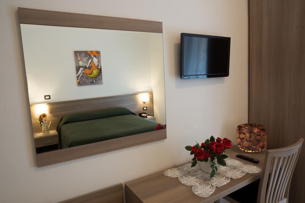 B&B Trastevere In Bed โรม ภายนอก รูปภาพ